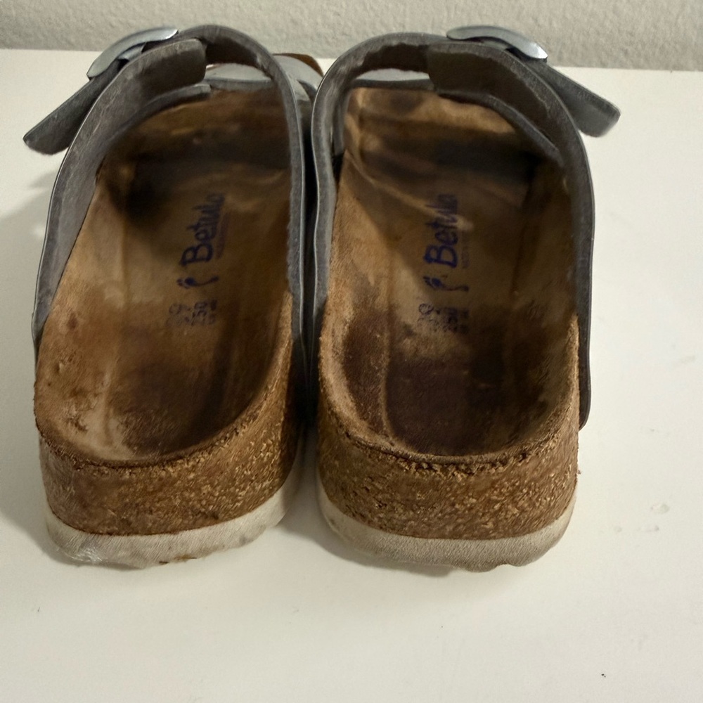 Birkenstock women size 8 betula Silver Triple-Strap Sandals - Picture 4 of 7